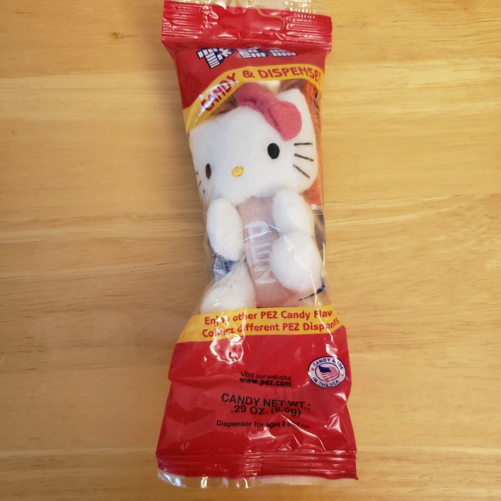 Hello Kitty PEZ Keychain